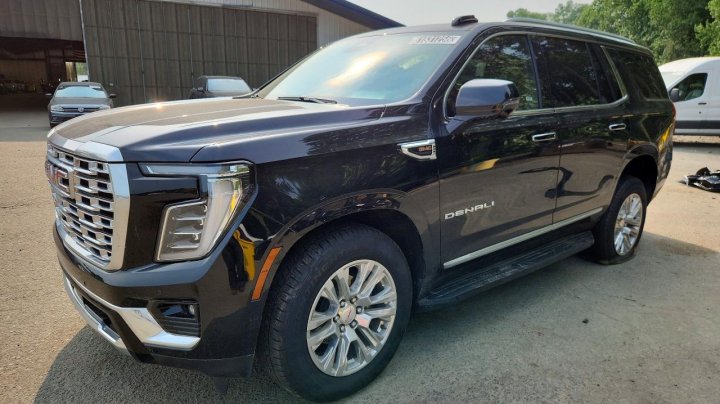 GMC YUKON Denali 2025