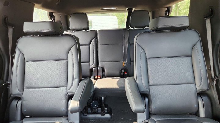 GMC YUKON Denali 2025