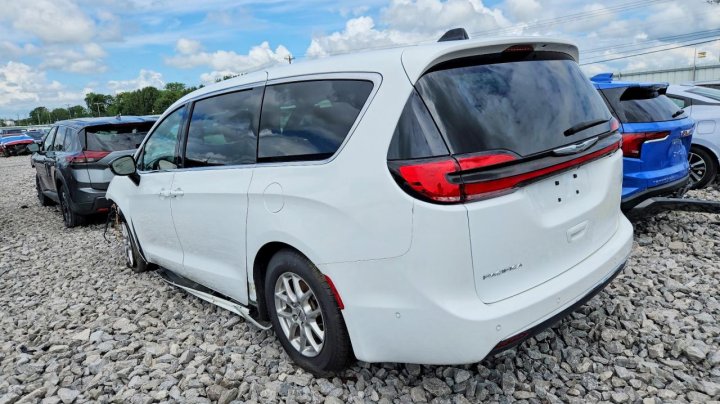 CHRYSLER Pacifica Select 2025