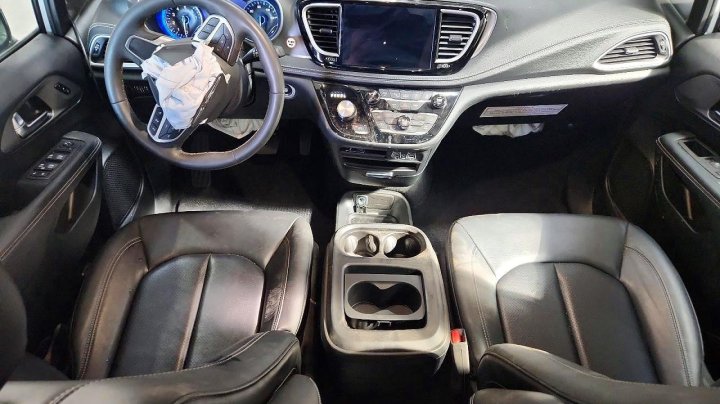 CHRYSLER Pacifica Select 2025