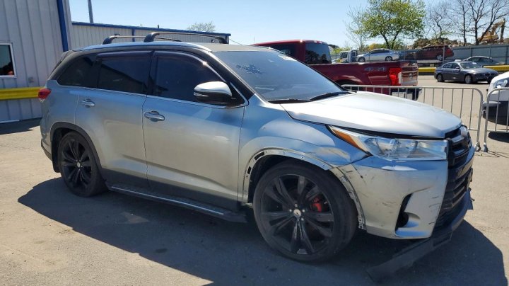 Toyota Highlander Xle 2019