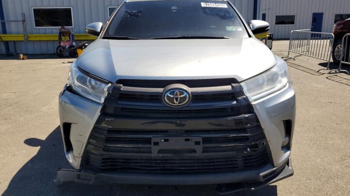Toyota Highlander Xle 2019
