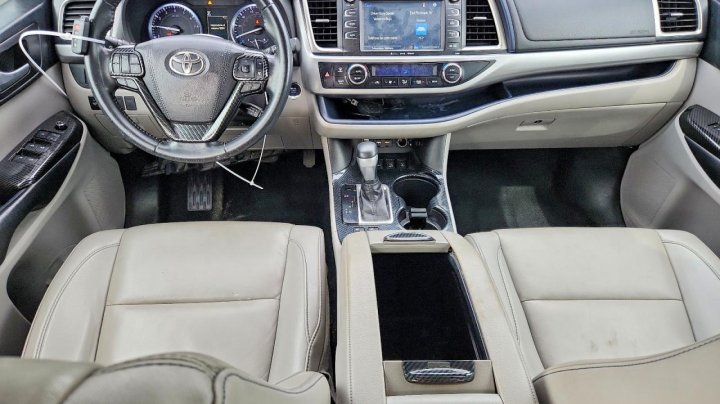 Toyota Highlander Xle 2019