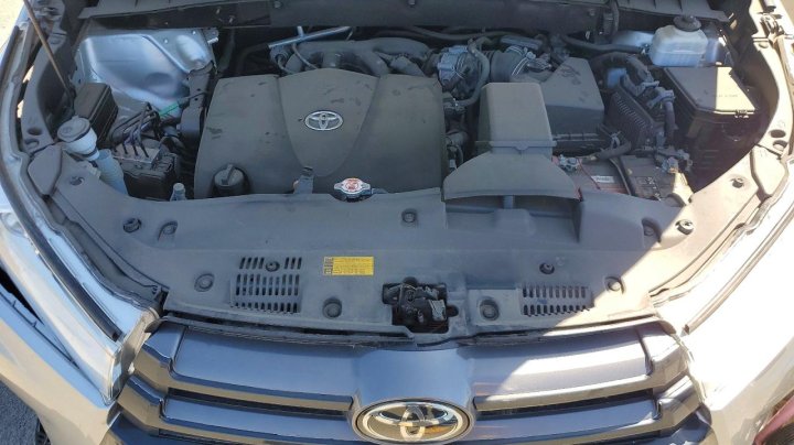 Toyota Highlander Xle 2019