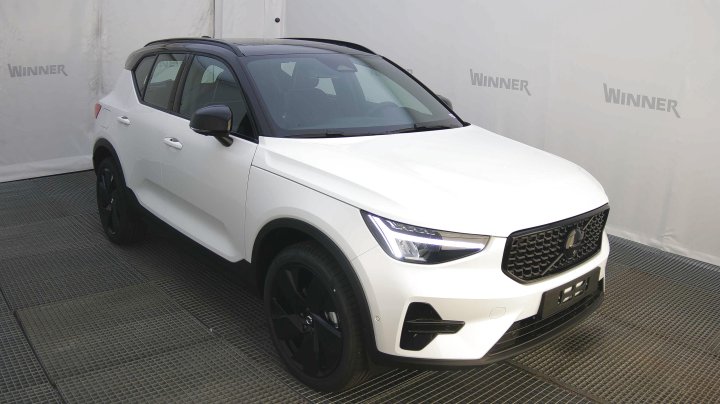 Volvo XC40 B4 Ultra Black Edition MY26.5 2026