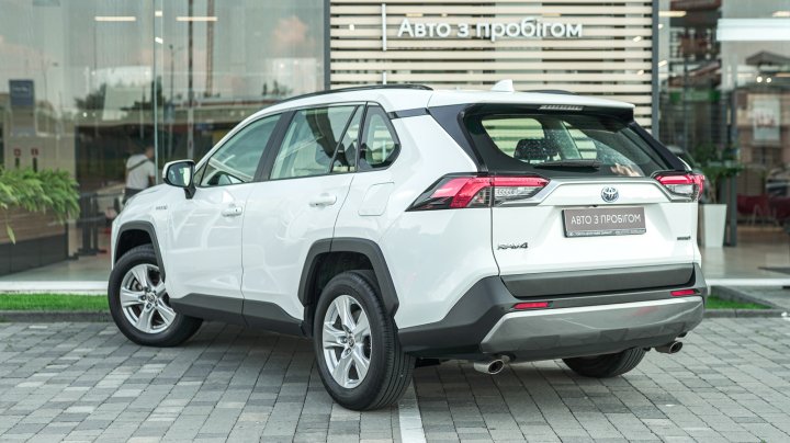 Toyota RAV4 Active 2021