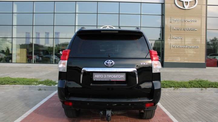 Toyota Land Cruiser Prado 2010