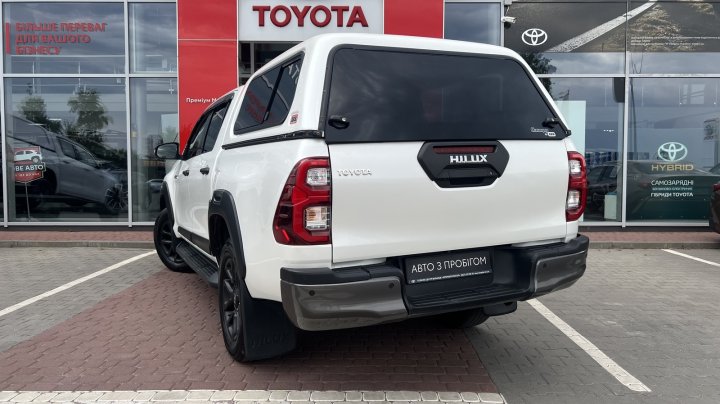 Toyota Hilux Legend 2021