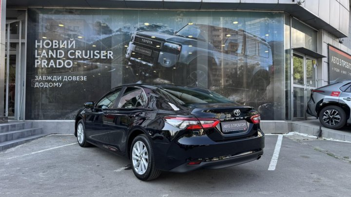 Toyota Camry Comfort 2021