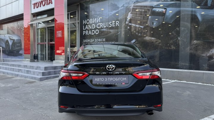 Toyota Camry Comfort 2021