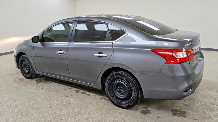 Nissan Sentra S 2019