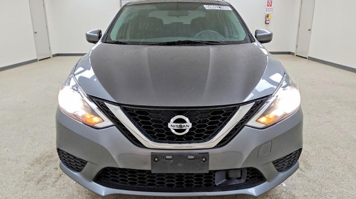 Nissan Sentra S 2019