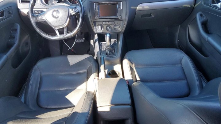 Volkswagen JETTA Se 2017
