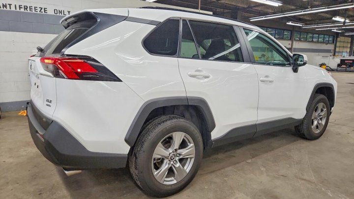 Toyota RAV4 Xle 2024