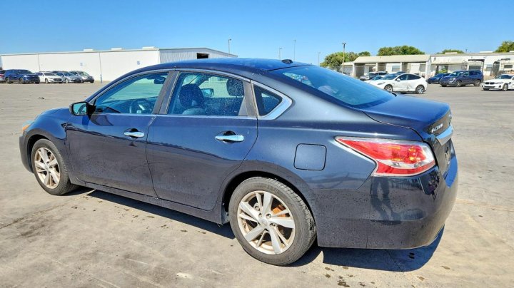Nissan Altima 2.5 Sv 2015