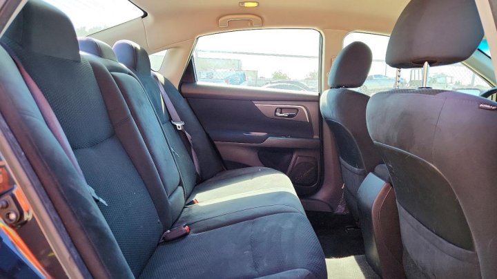 Nissan Altima 2.5 Sv 2015