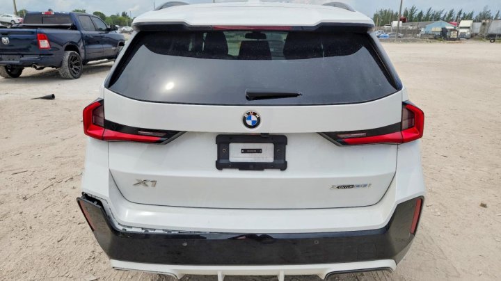 BMW B M W X Series X1 4d Suv 28i xDrive Msport 2026