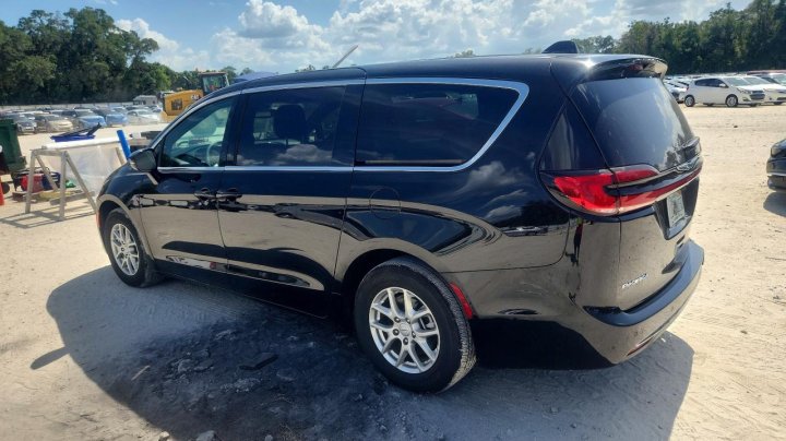 CHRYSLER Pacifica Select 2026