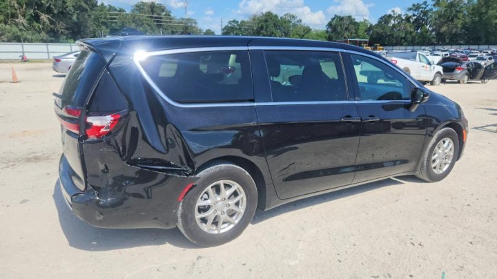 CHRYSLER Pacifica Select 2026