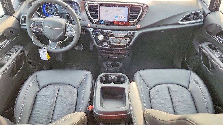 CHRYSLER Pacifica Select 2026