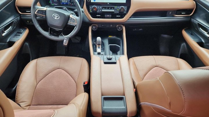 Toyota GRAND Highlander Hybrid Max Limited 2025