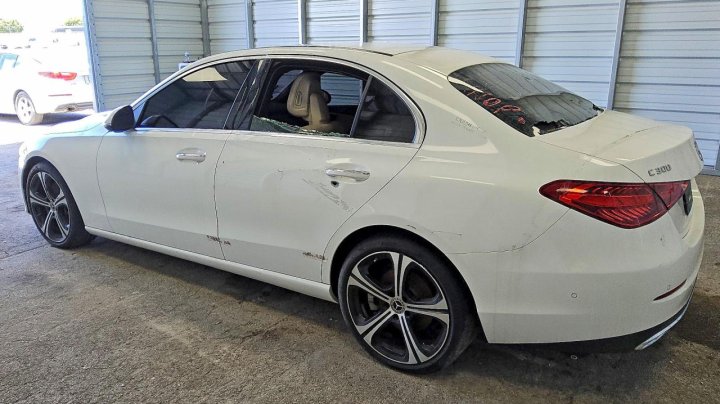 Mercedes-Benz C 300 2024