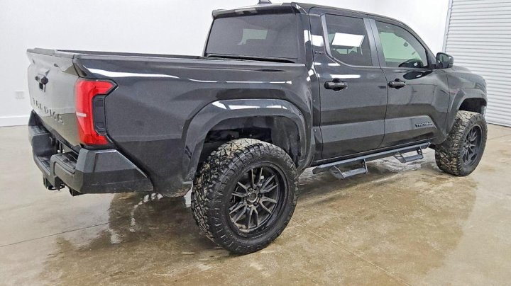 Toyota TACOMA Sr5 2024