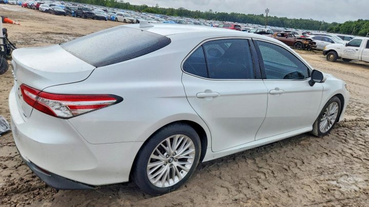 Toyota Camry Xle 2019
