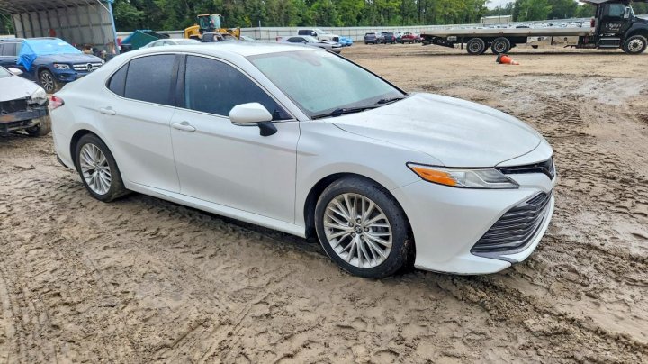 Toyota Camry Xle 2019