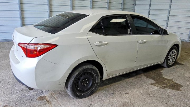 Toyota Corolla Le 2018