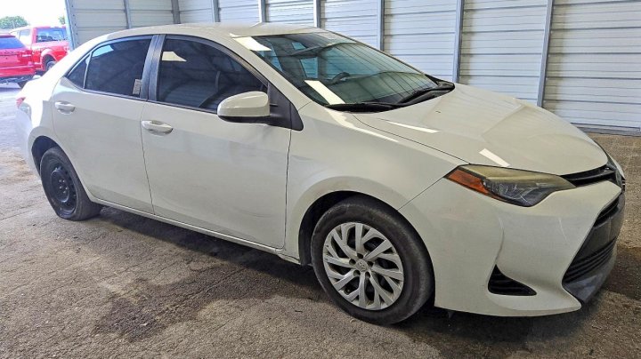 Toyota Corolla Le 2018