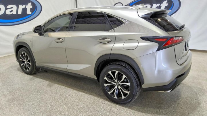 Lexus NX 200t Base/200t F Sport 2017