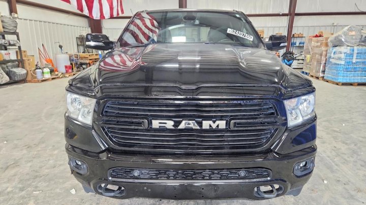 RAM 1500 Big Horn/Lone Star 2021