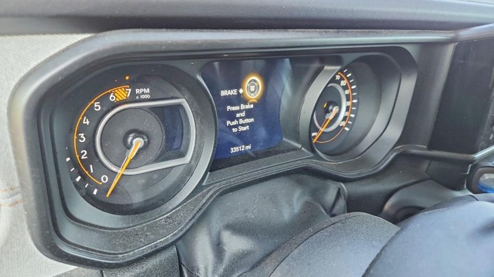 JEEP WRANGLER Sahara 2025