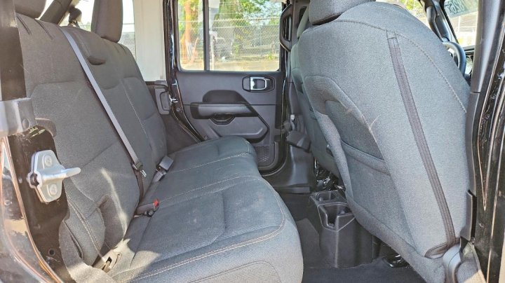 JEEP WRANGLER Sahara 2025