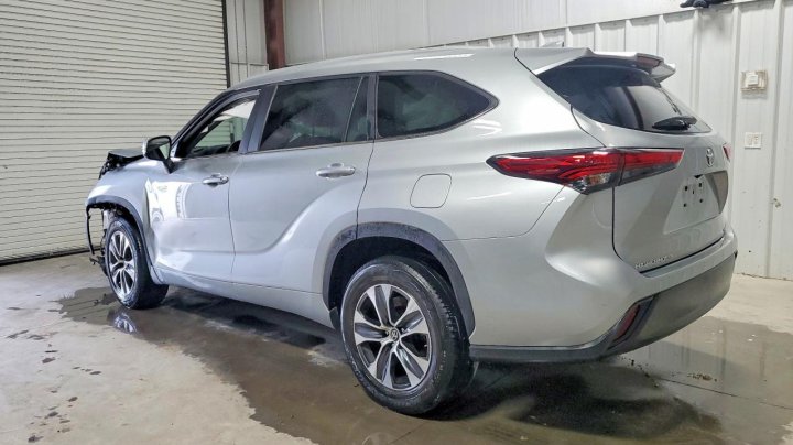Toyota Highlander Xle 2023