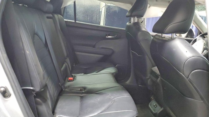 Toyota Highlander Xle 2023