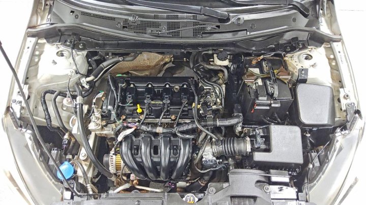 Toyota YARIS Hatchback Le 2020