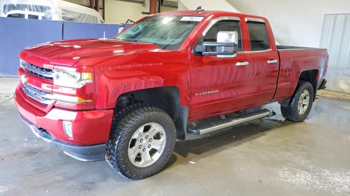 Chevrolet Silverado K1500 Lt 2018