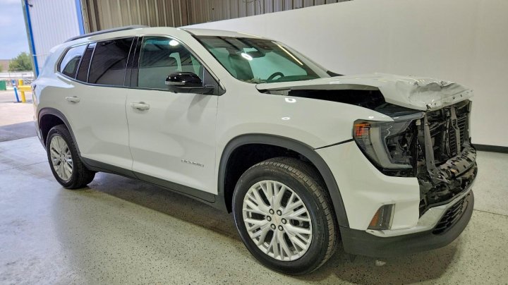 GMC Acadia Elevation 2026