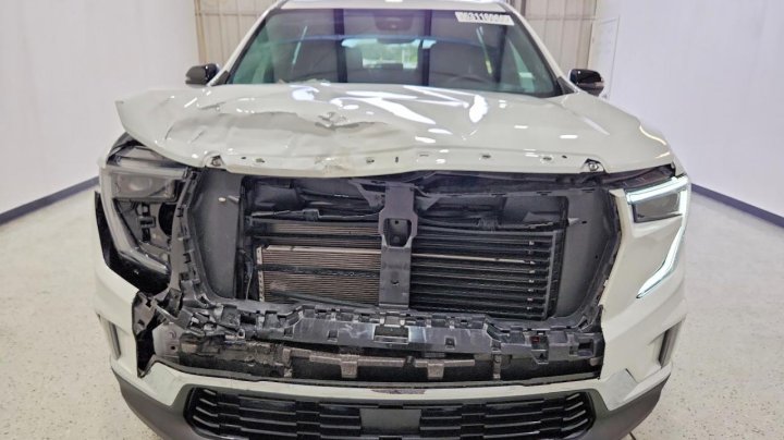GMC Acadia Elevation 2026