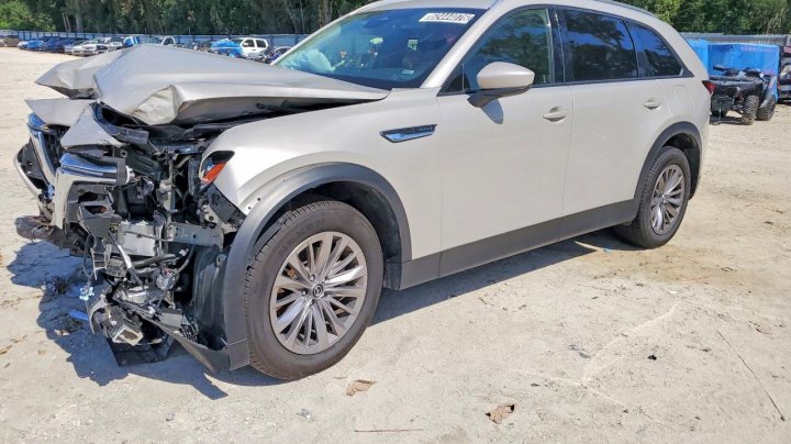 Mazda CX-90 Preferred 2025