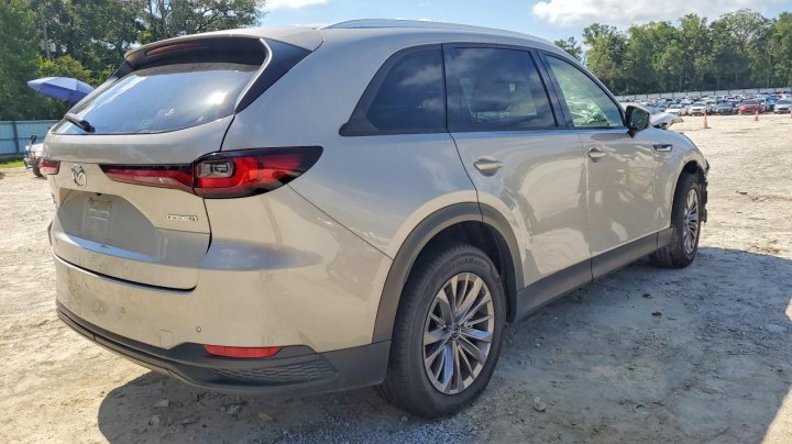 Mazda CX-90 Preferred 2025