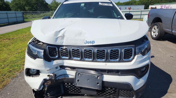 JEEP COMPASS Latitude 2024