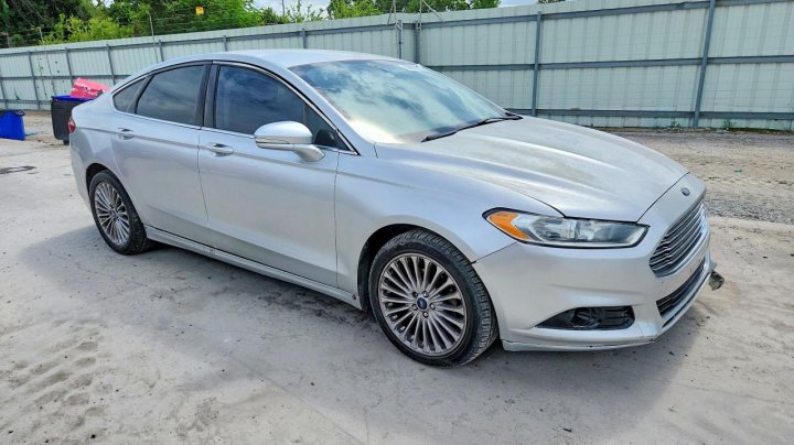 Ford FUSION Titanium 2015