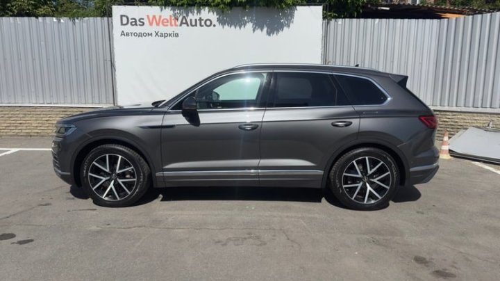 Volkswagen 2020 VW Touareg Ambience 3.0 V6 TFSI 2020