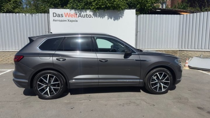 Volkswagen 2020 VW Touareg Ambience 3.0 V6 TFSI 2020
