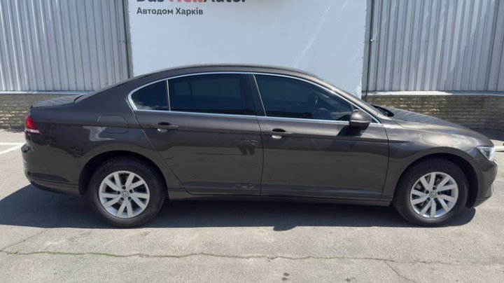 Volkswagen 2018 VW Passat Business Life 2.0 TDI 2018