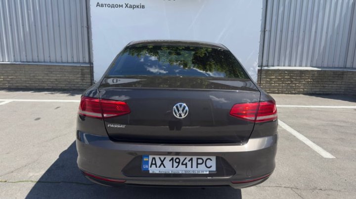 Volkswagen 2018 VW Passat Business Life 2.0 TDI 2018