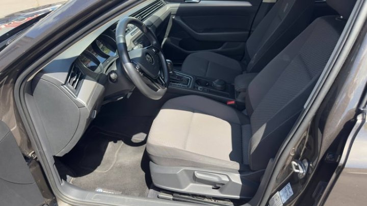 Volkswagen 2018 VW Passat Business Life 2.0 TDI 2018